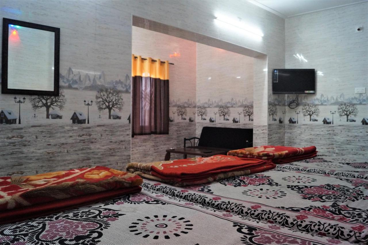 Wins Rooms Vālpārai Extérieur photo