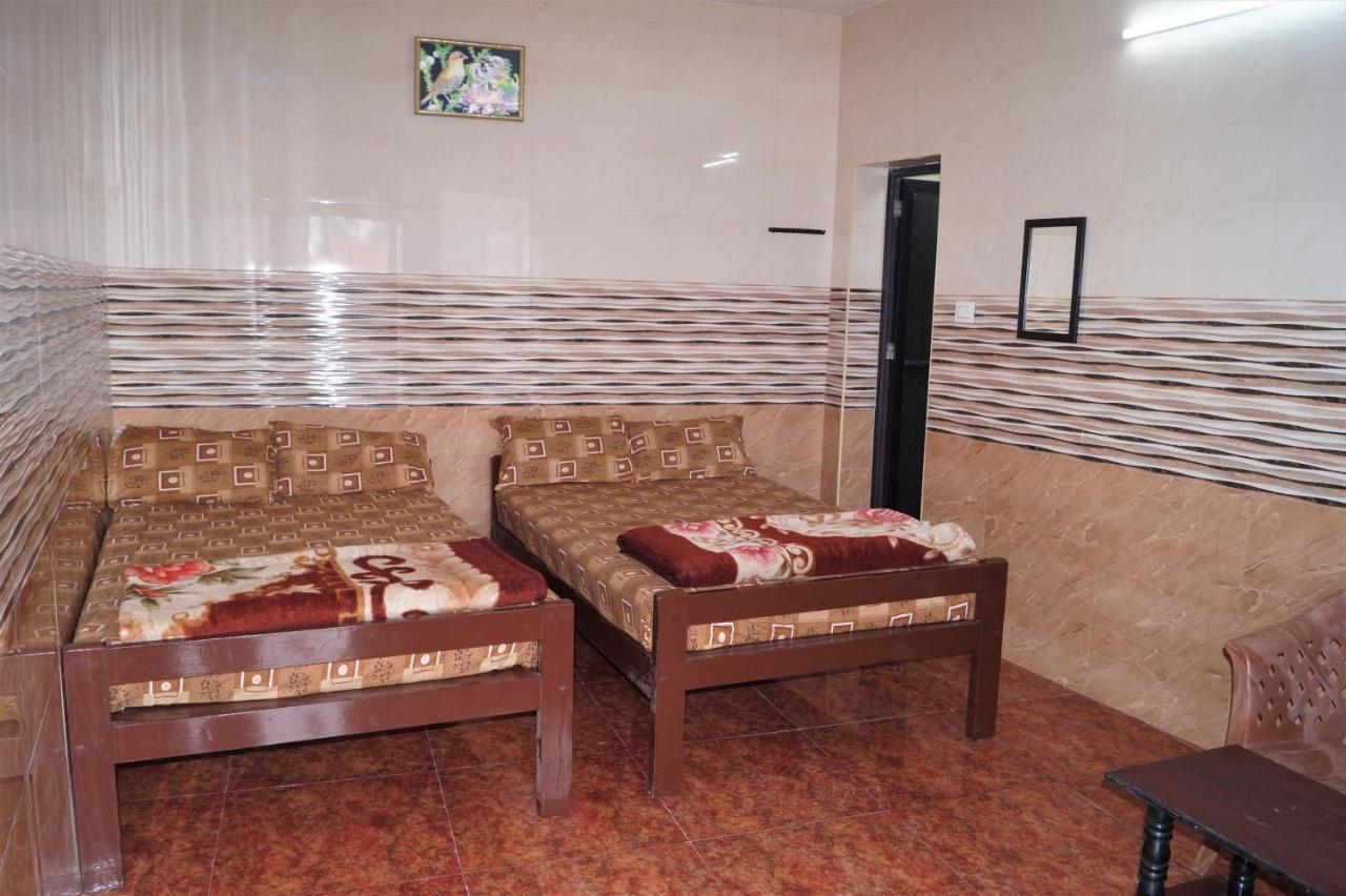 Wins Rooms Vālpārai Extérieur photo