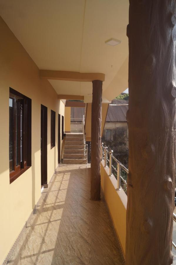 Wins Rooms Vālpārai Extérieur photo